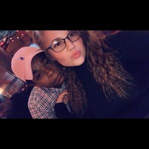 Meet your Posher, Courtney